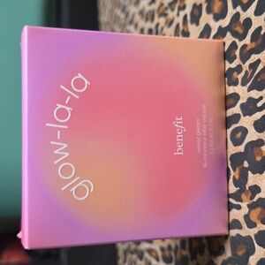 Benefit Glow-La-La Highlighter -Aurora